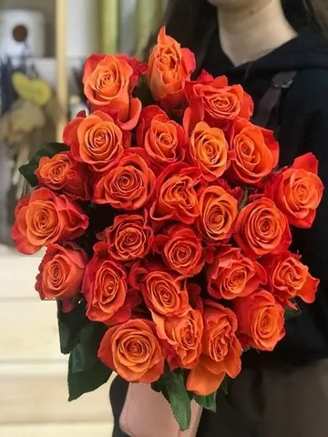 Букет из 15 эквадорских роз Orange Crush premium 50–60 см