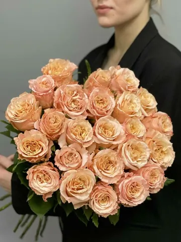 Букет из 15 эквадорских роз Shimmer premium 50–60 см